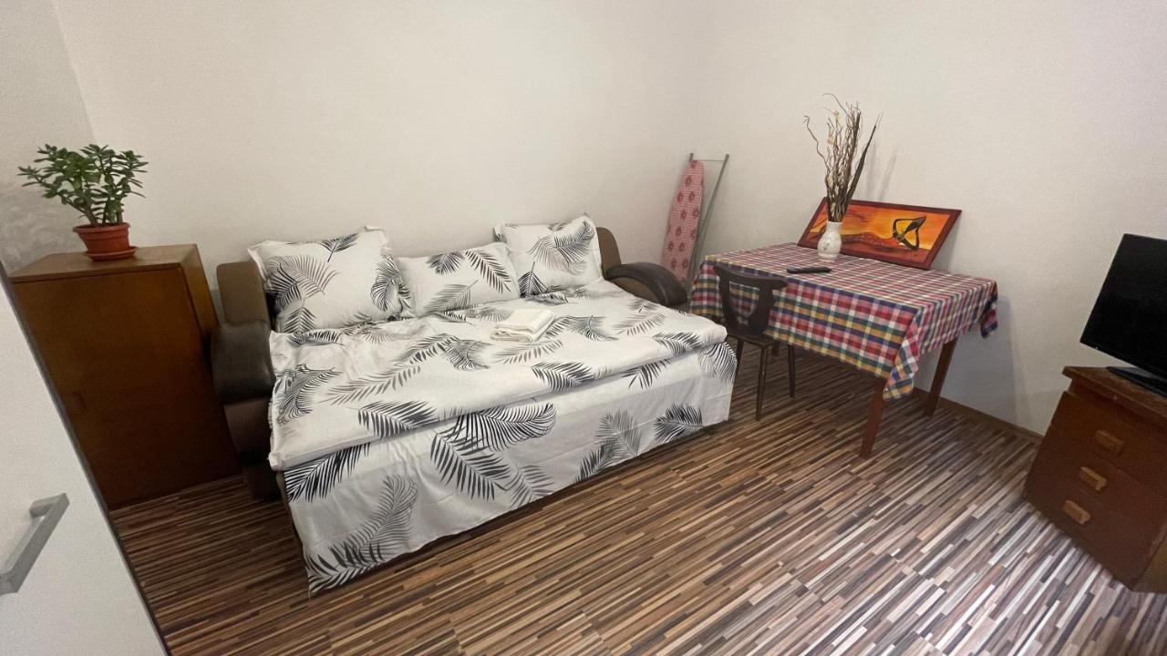Apartament In Centrul Brasovului Exterior foto